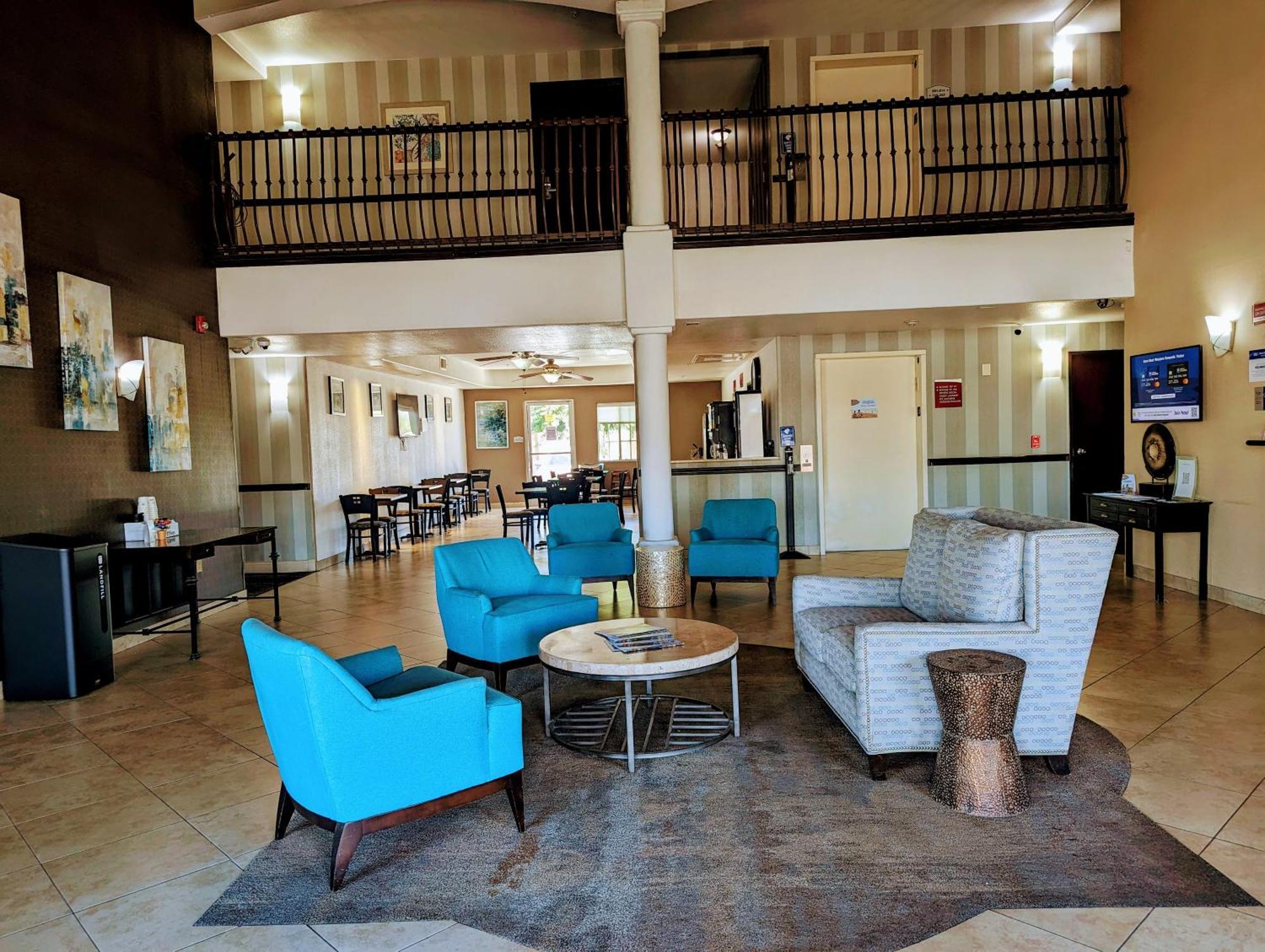 Best Western Plus Main Street Inn Brawley Екстер'єр фото