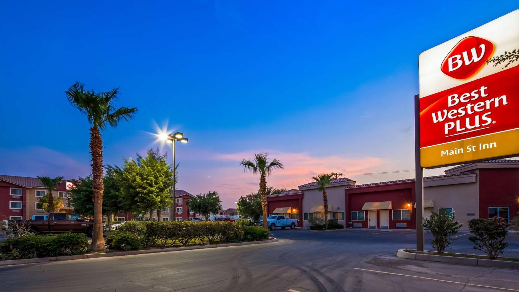 Best Western Plus Main Street Inn Brawley Екстер'єр фото