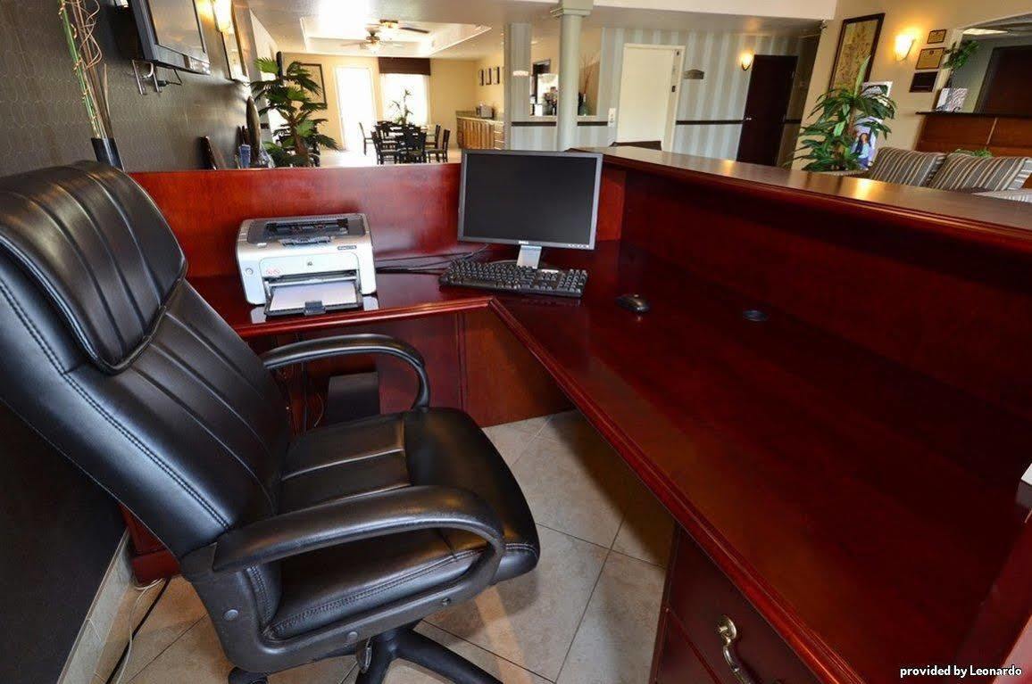 Best Western Plus Main Street Inn Brawley Екстер'єр фото