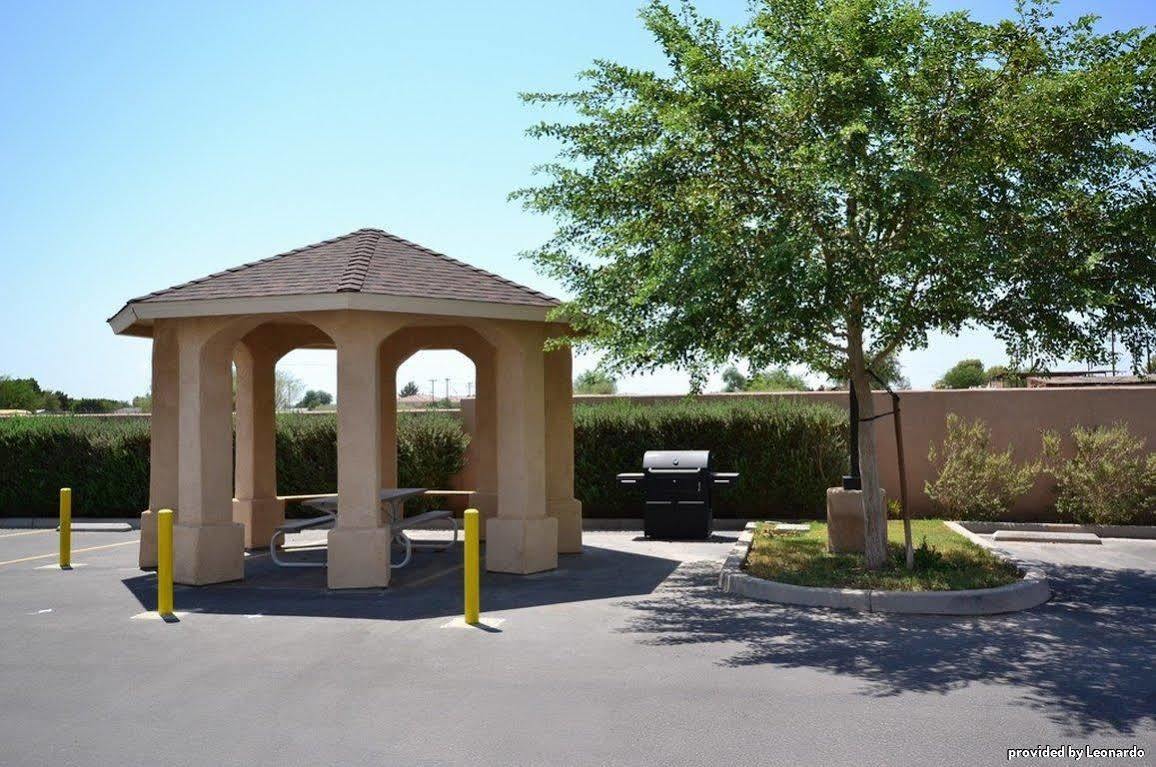 Best Western Plus Main Street Inn Brawley Екстер'єр фото