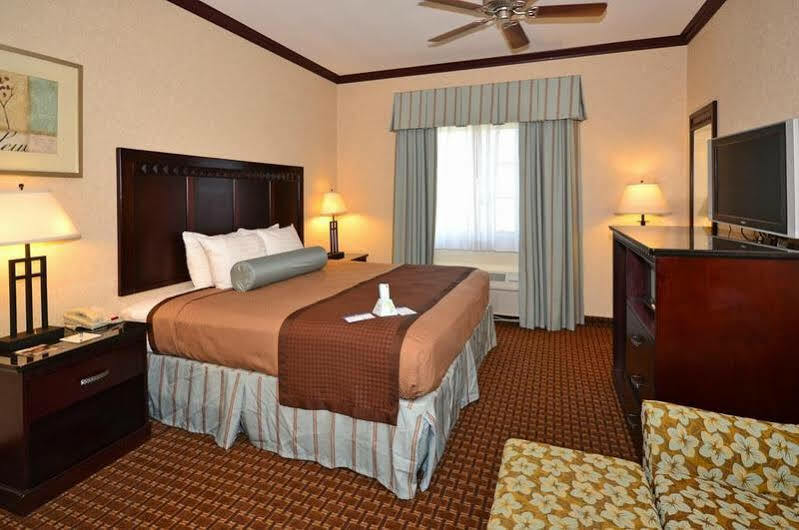 Best Western Plus Main Street Inn Brawley Екстер'єр фото